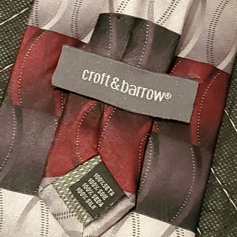 100% silk Horizontal Stripe Croft and Barrow tie